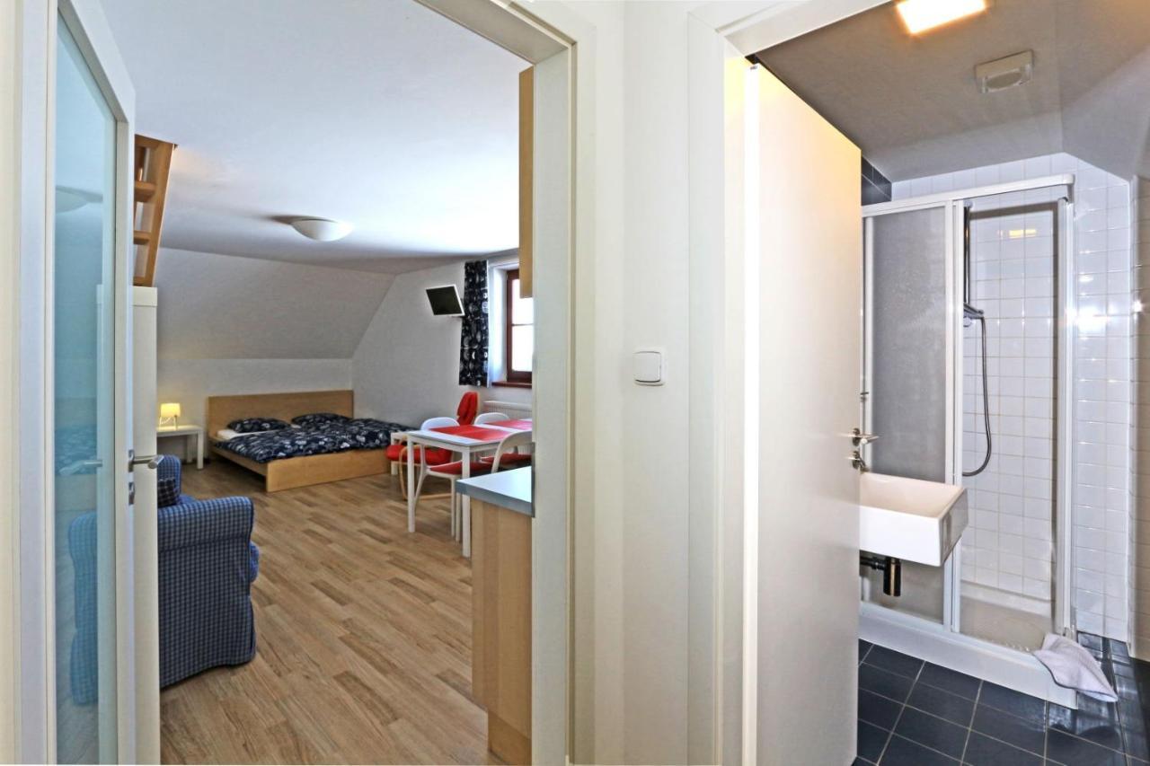 Apartmany Fox โบจิดาร์ ภายนอก รูปภาพ